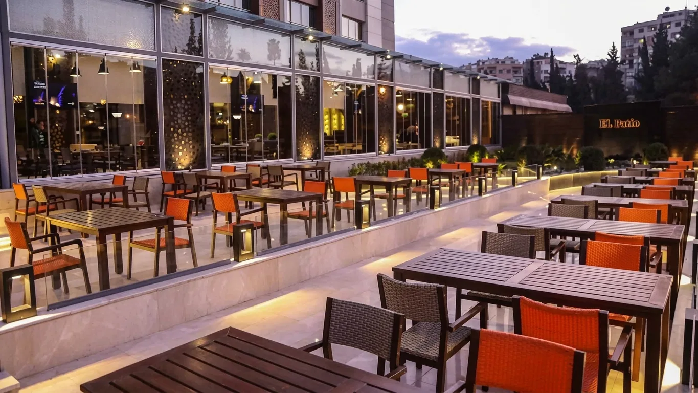 El Patio Restaurant - Sheraton Hotel
